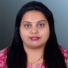 Headshot of Neelam Patil.